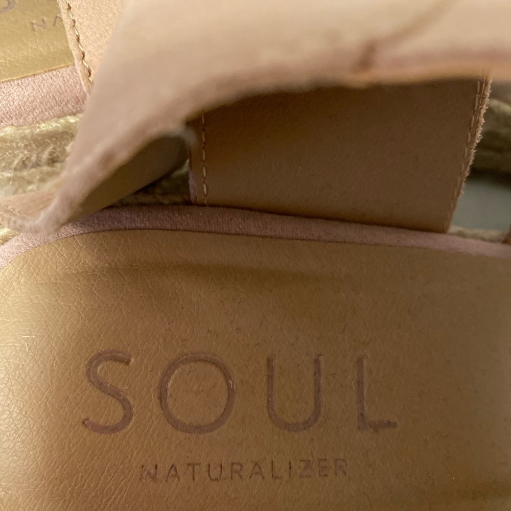 Sandals - Picture 2 of 5